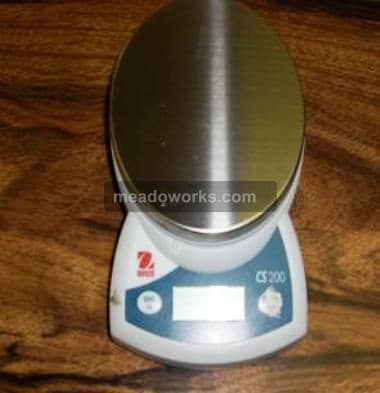Used Ohaus CS 200 Scales