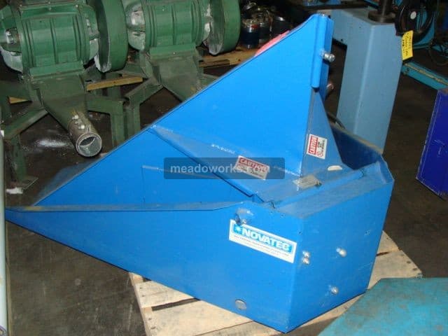 Used 2004 Novatec 29-900 Gaylord Tilters