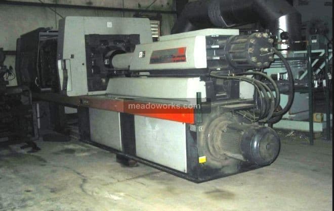Used 1999 Sandretto S8-425 Injection Molding Machines: Horizontal