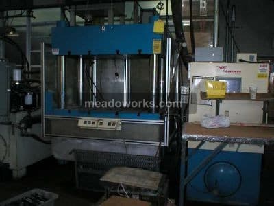 Used Hull 359G Thermoset Machinery