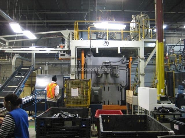 Used 2004 Davis-Standard SE-1008D Blow Molding: Accumulator Head