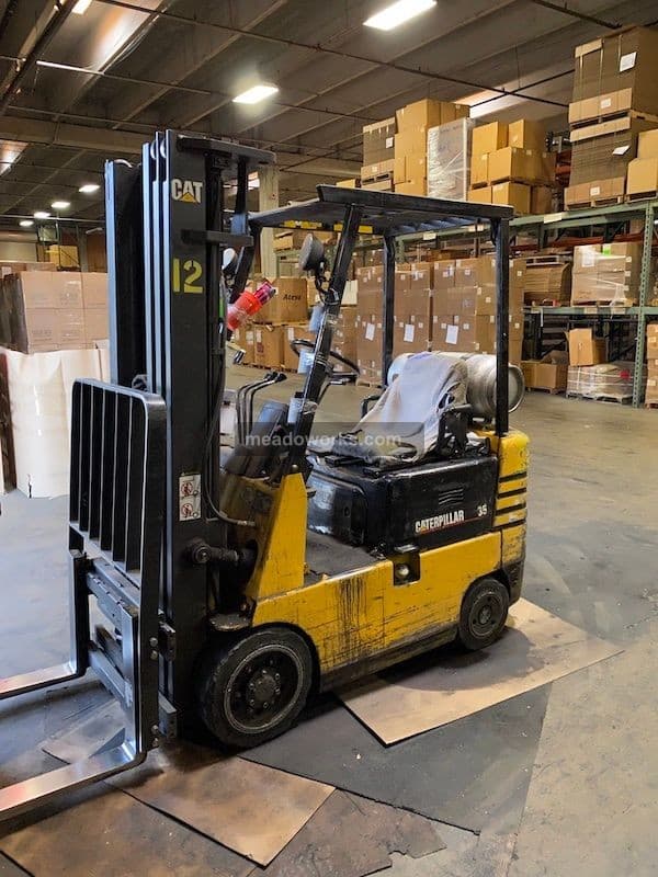 Used Caterpillar 35 Forklifts