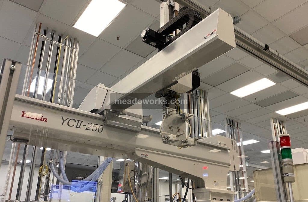 Used 2013 Yushin YCII-250S-17-95 Robots