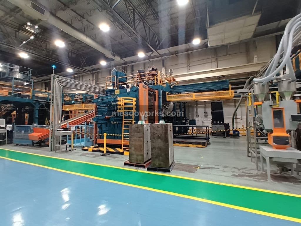 Used 2001 Sterling B-80 Blow Molding: Accumulator Head