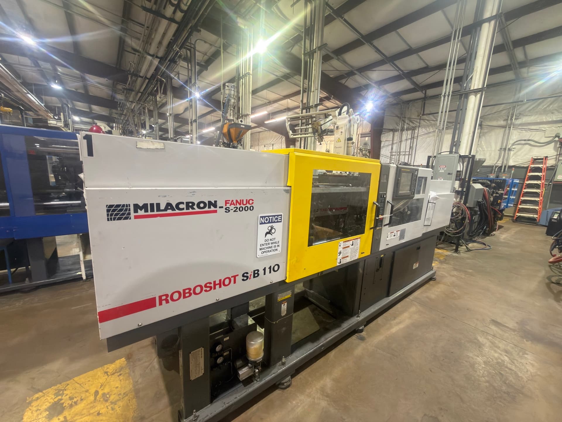 Used 2005 Milacron RoboShot SiB 110 Injection Molding Machines: Horizontal