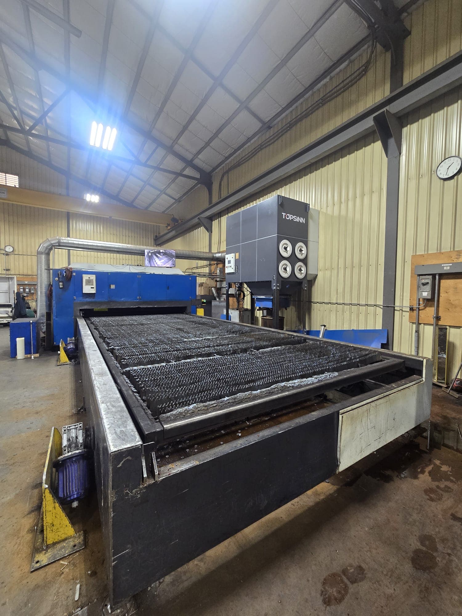 Used Accurl Laser Cutters