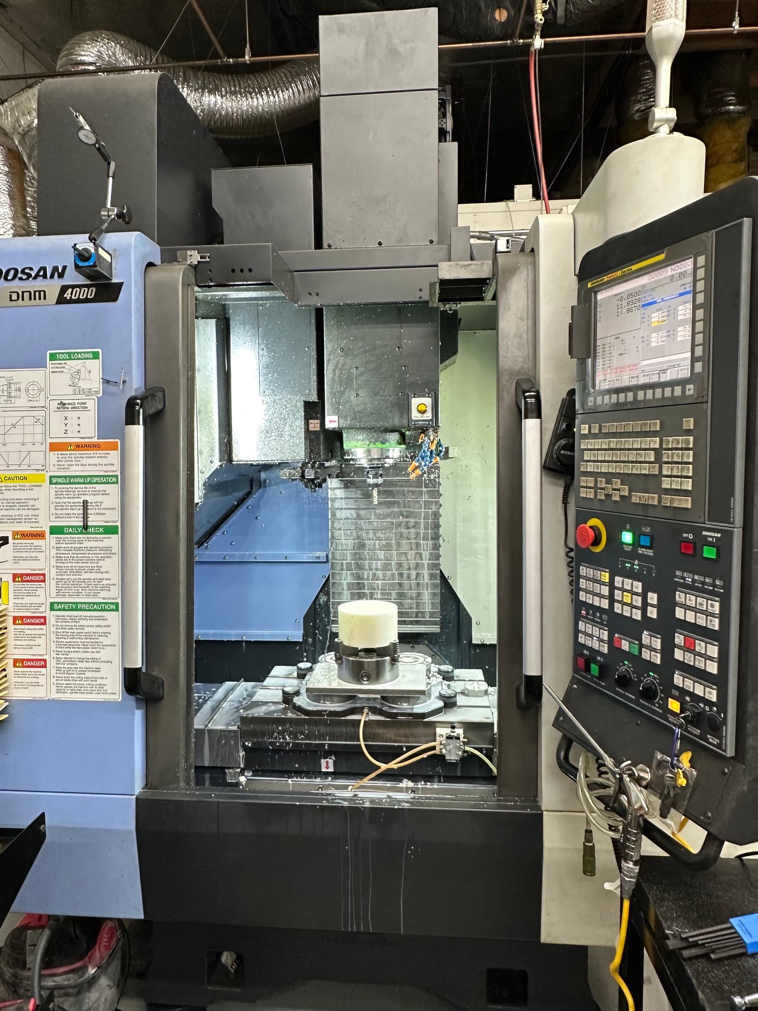 Used 2019 Doosan DNM 4000 Machining Centers, Vertical