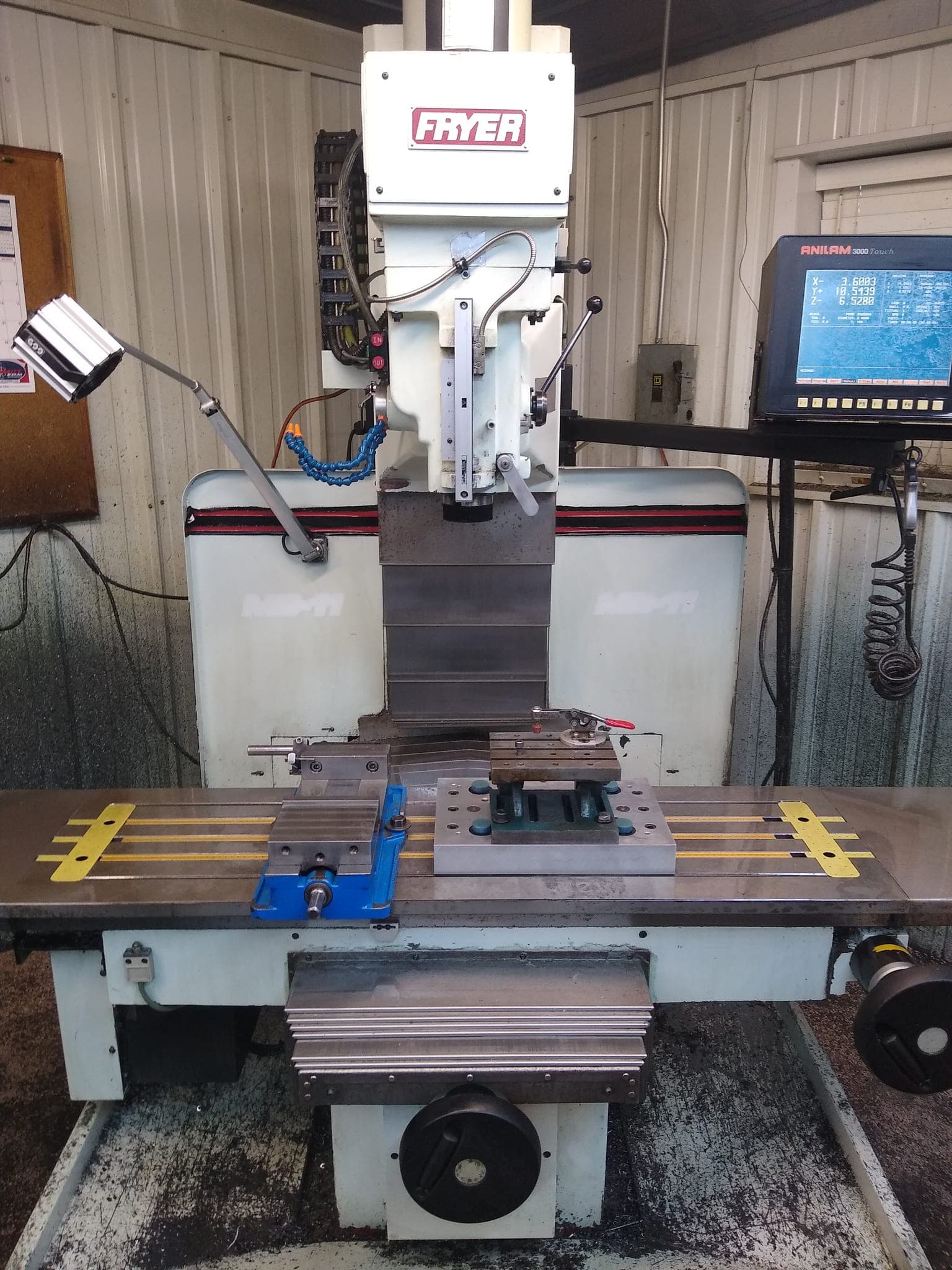 Used Fryer MB-11 Machining Centers, Vertical