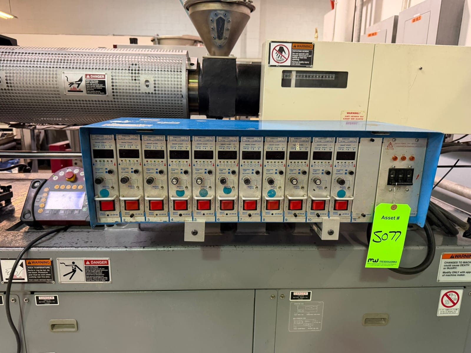 Used DME Hot Runner Controllers