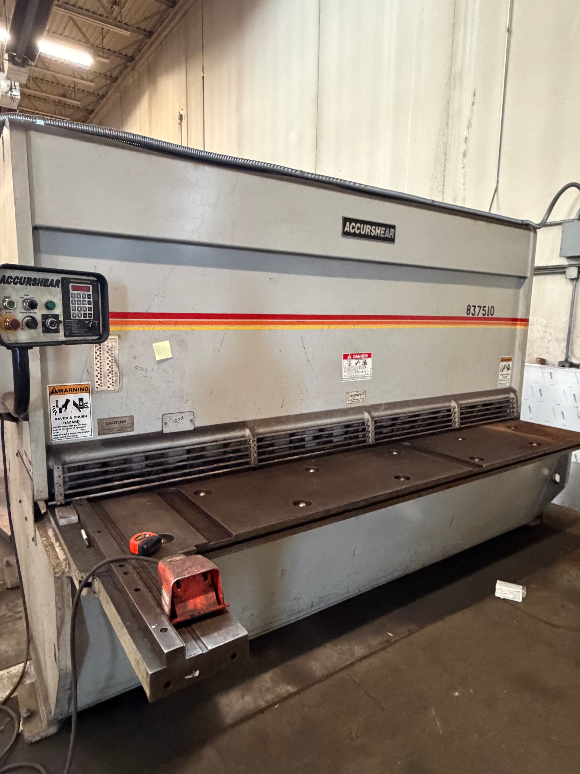 Used 1999 Accurshear 837510 Shears, Power