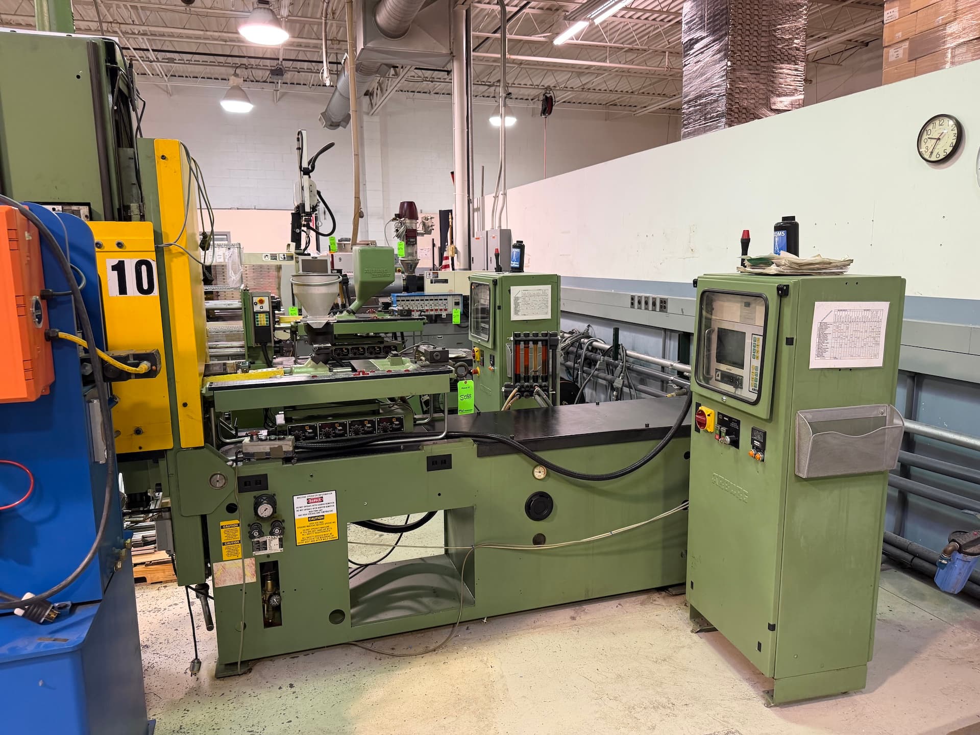 Used 1989 Arburg Allrounder 220-90-350 D Injection Molding Machines: Vertical