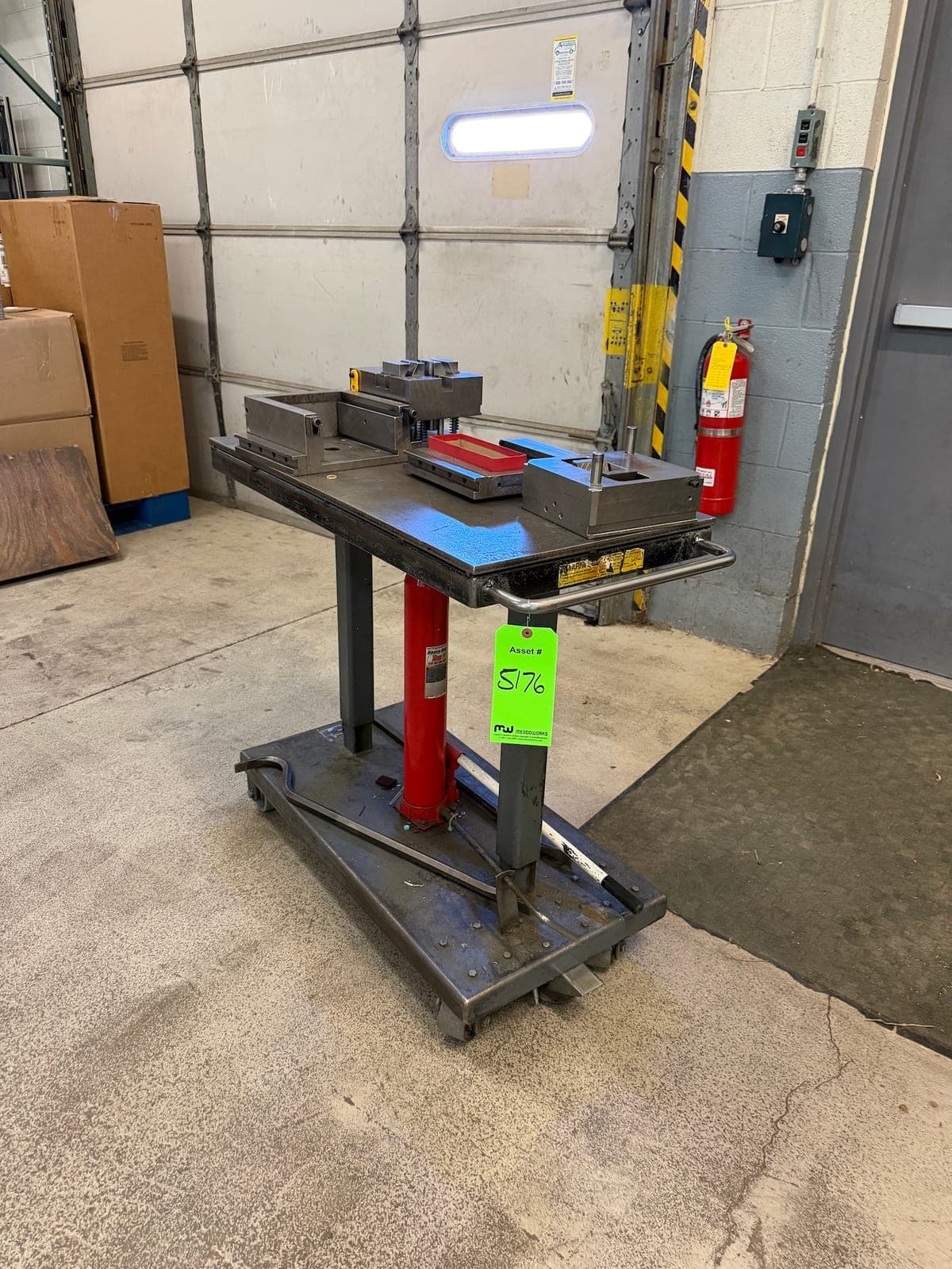 Used Esco Lifts