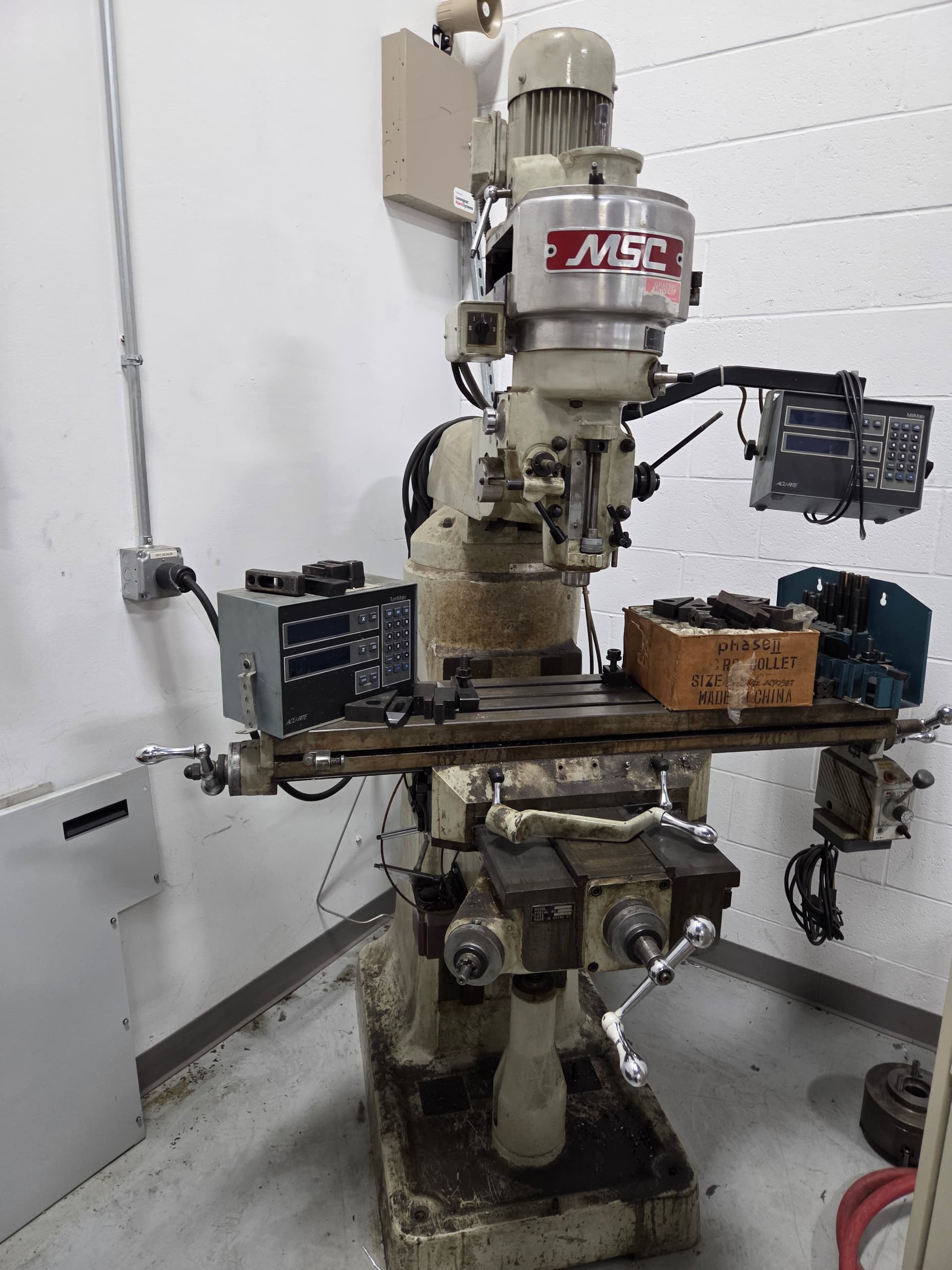 Used 1997 MSC Mills, Vertical