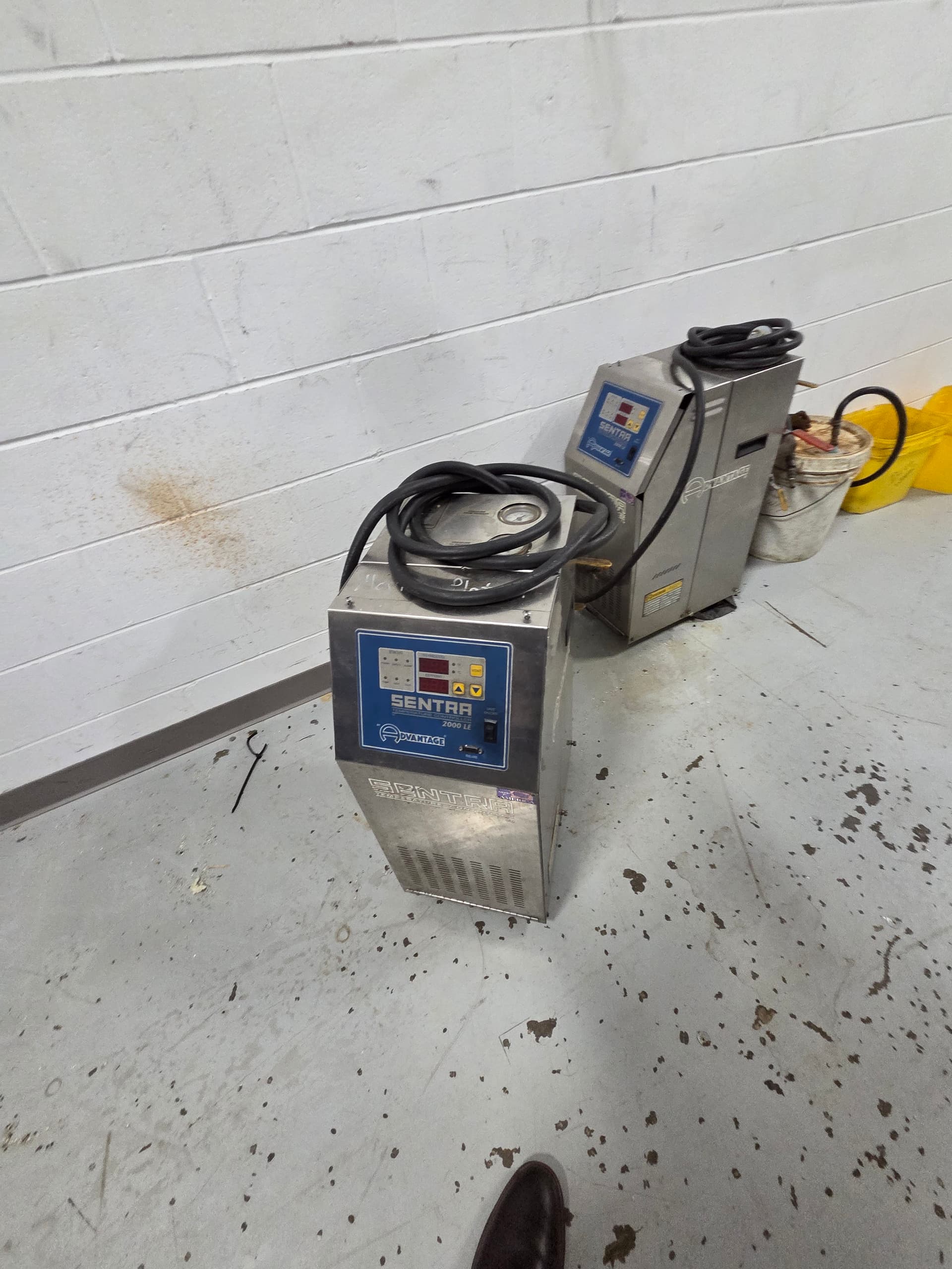 Used Advantage Engineering SK-1035LE-41C1 Water Temperature Controllers