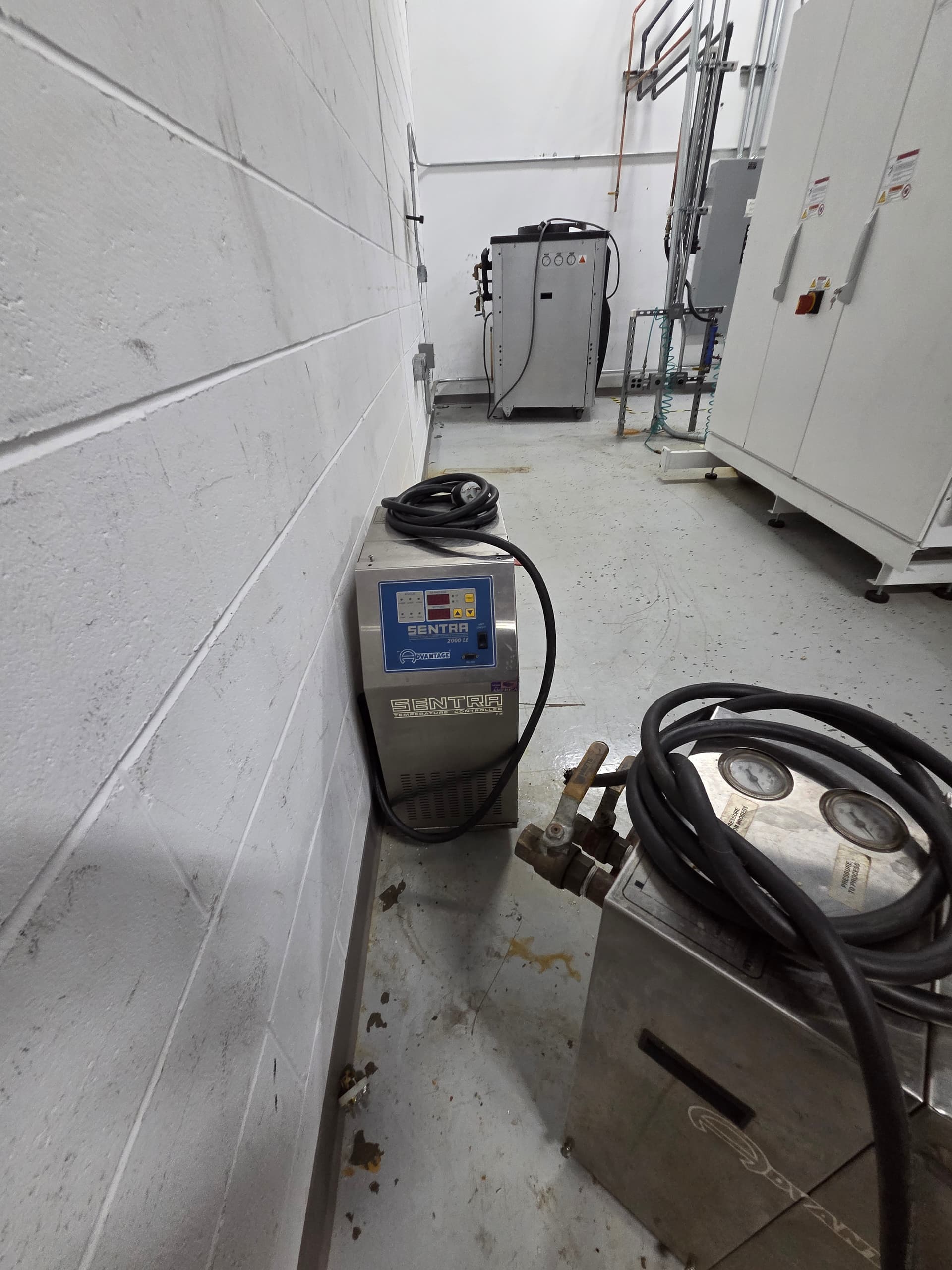 Used Advantage Engineering Water Temperature Controllers