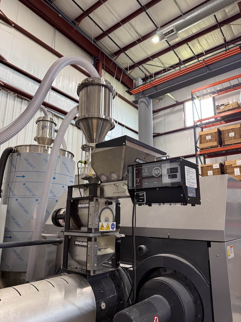 Used Maguire MCF-4-34 Color Feeders