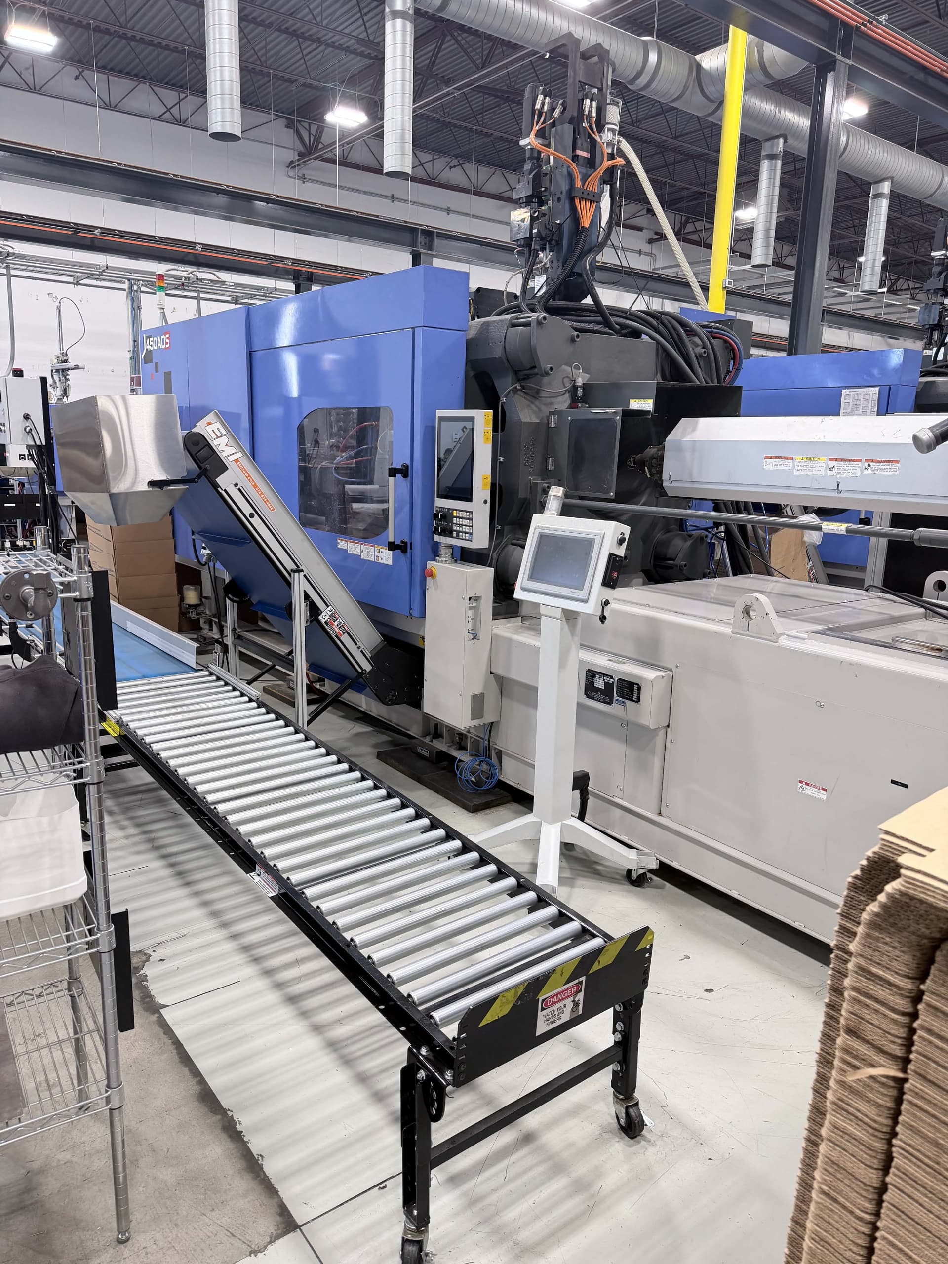 Used 2019 JSW J450ADS-1400H Injection Molding Machines: Horizontal