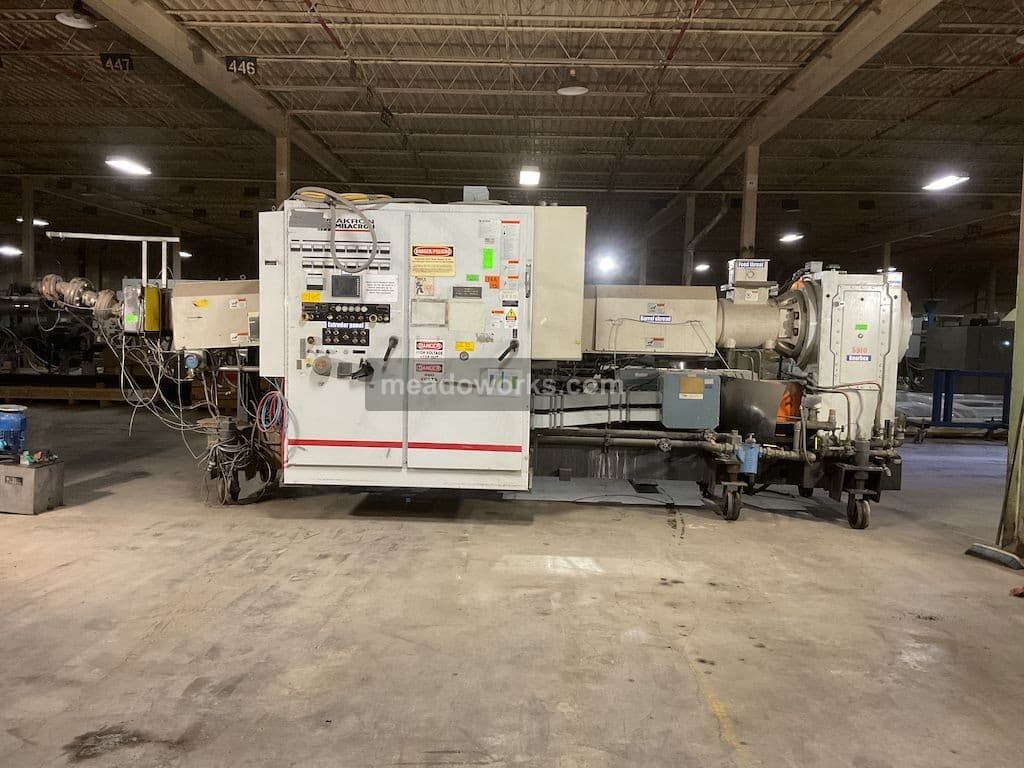 Used 2005 Milacron Apex 600 6.5'' Extruder Extruders: Single Screw