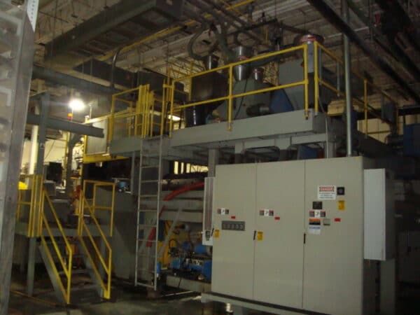12STA - Continuous Extrusion Blow Molder