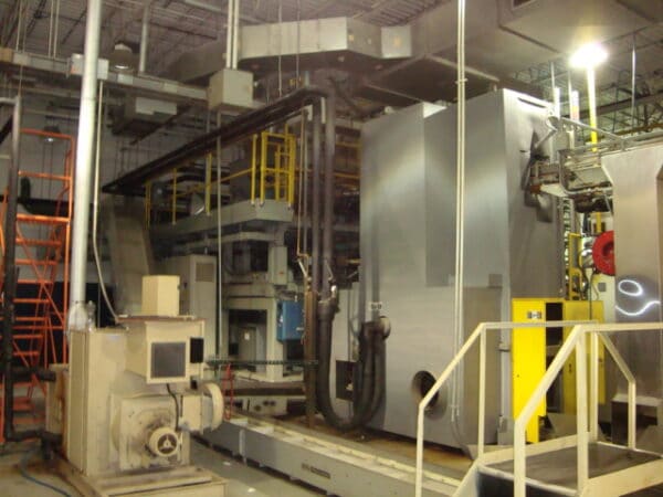 12STA - Continuous Extrusion Blow Molder - Image 3