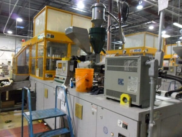 PF8-4B Injection Stretch Blow Molder - Image 2
