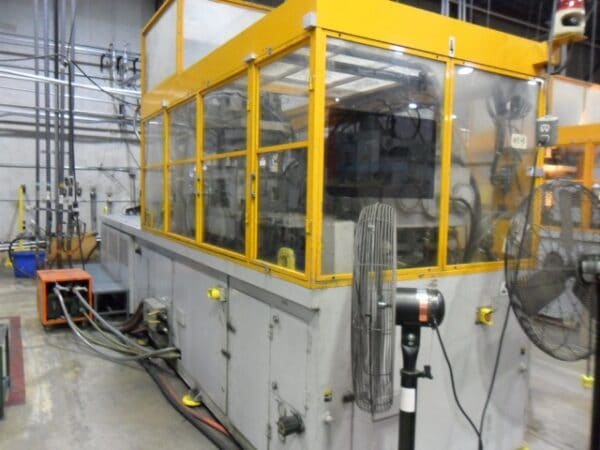 PF8-4B Injection Stretch Blow Molder - Image 2