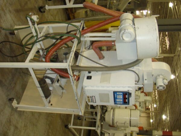 MDM-25A Desiccant Dryer - Image 2