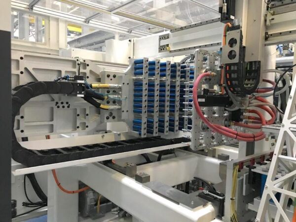 M-PET 300 - PET Preform Injection Machine - Image 7
